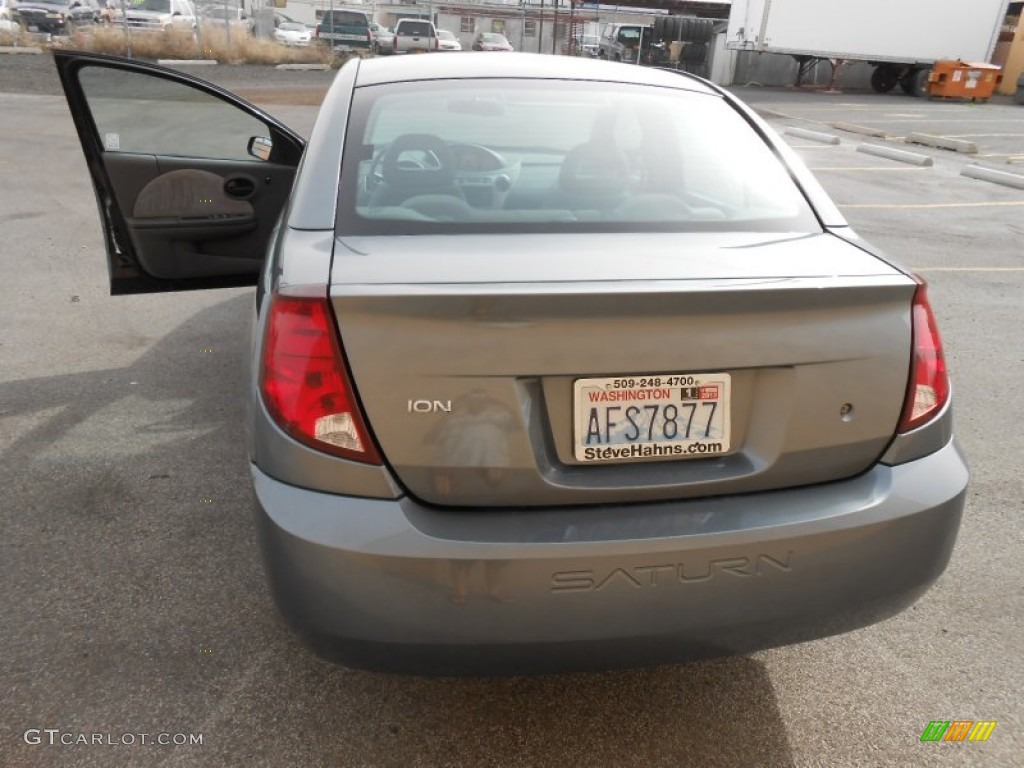 2004 ION 3 Sedan - Storm Grey / Grey photo #9