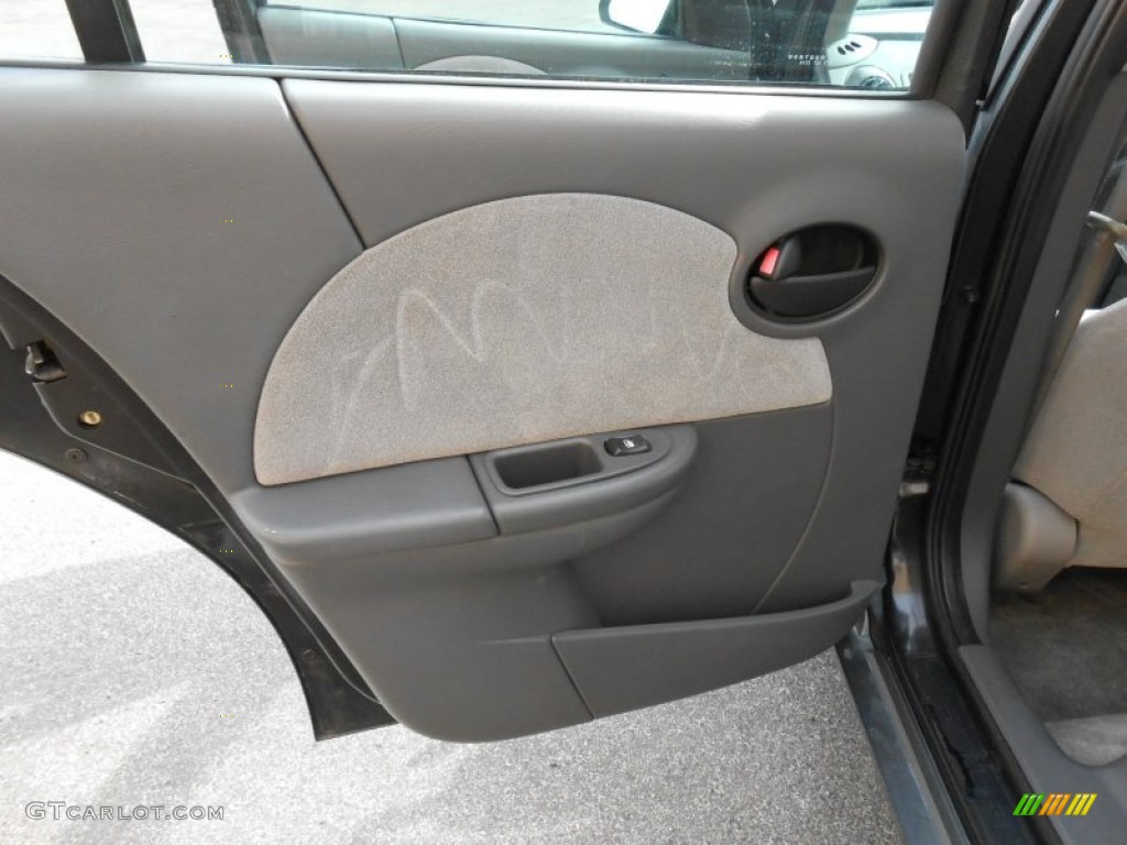 2004 ION 3 Sedan - Storm Grey / Grey photo #19