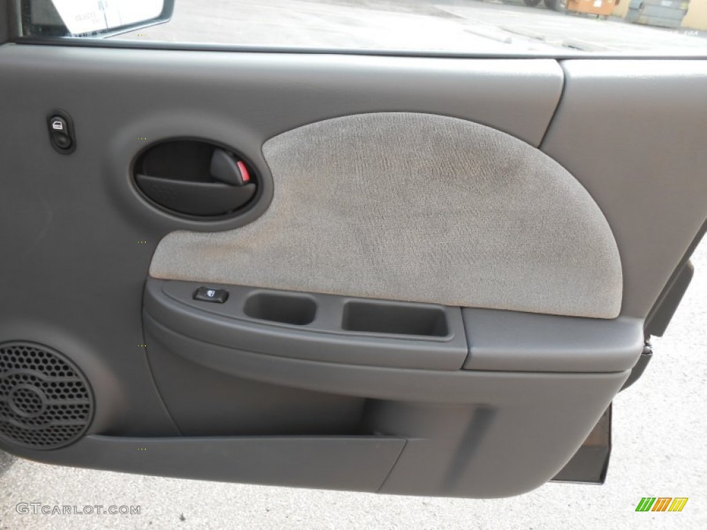 2004 Saturn ION 3 Sedan Grey Door Panel Photo #79437149