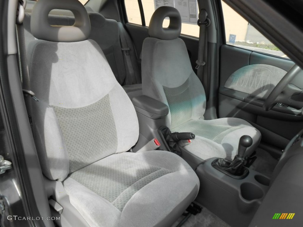 Grey Interior 2004 Saturn ION 3 Sedan Photo #79437166