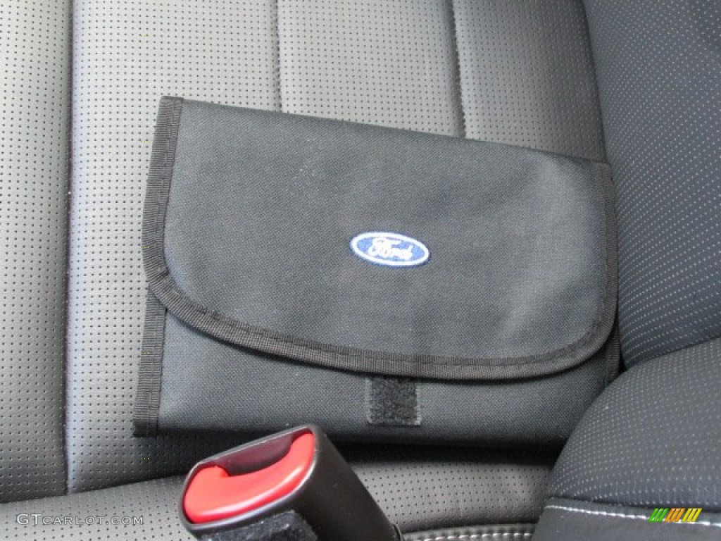 2012 Ford Taurus Limited AWD Books/Manuals Photos