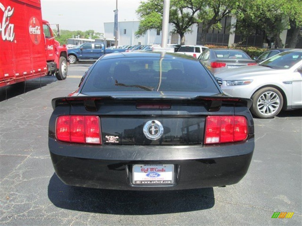 2008 Mustang V6 Deluxe Coupe - Black / Dark Charcoal photo #7