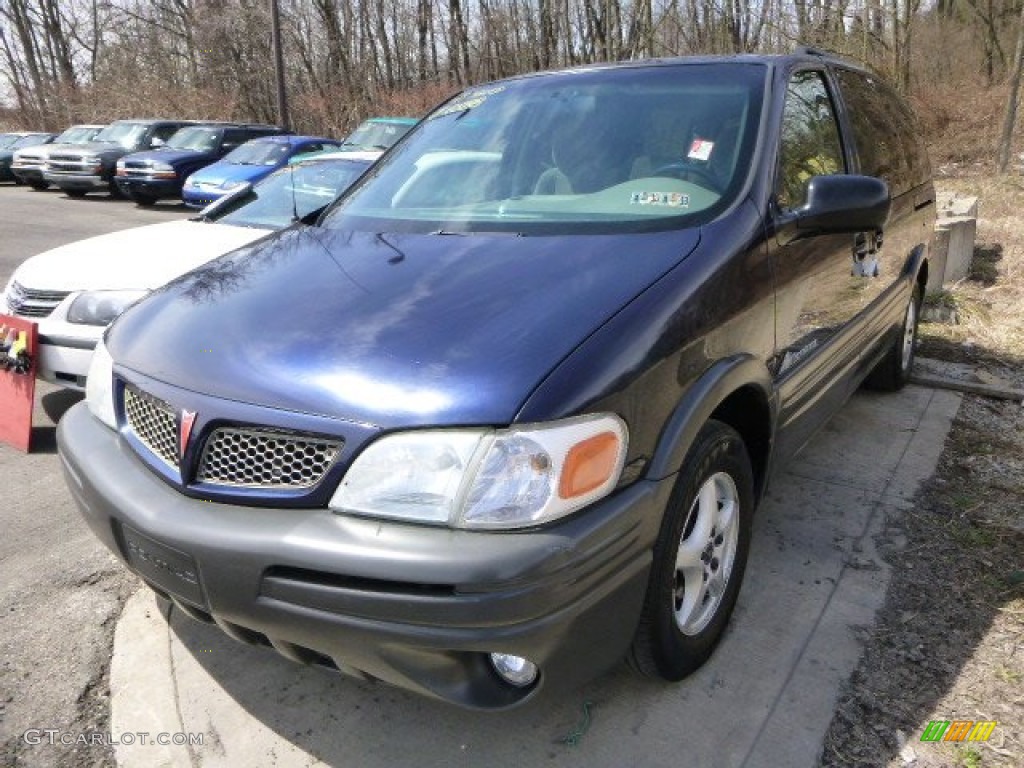 2004 Montana  - Blue Black Metallic / Gray photo #3