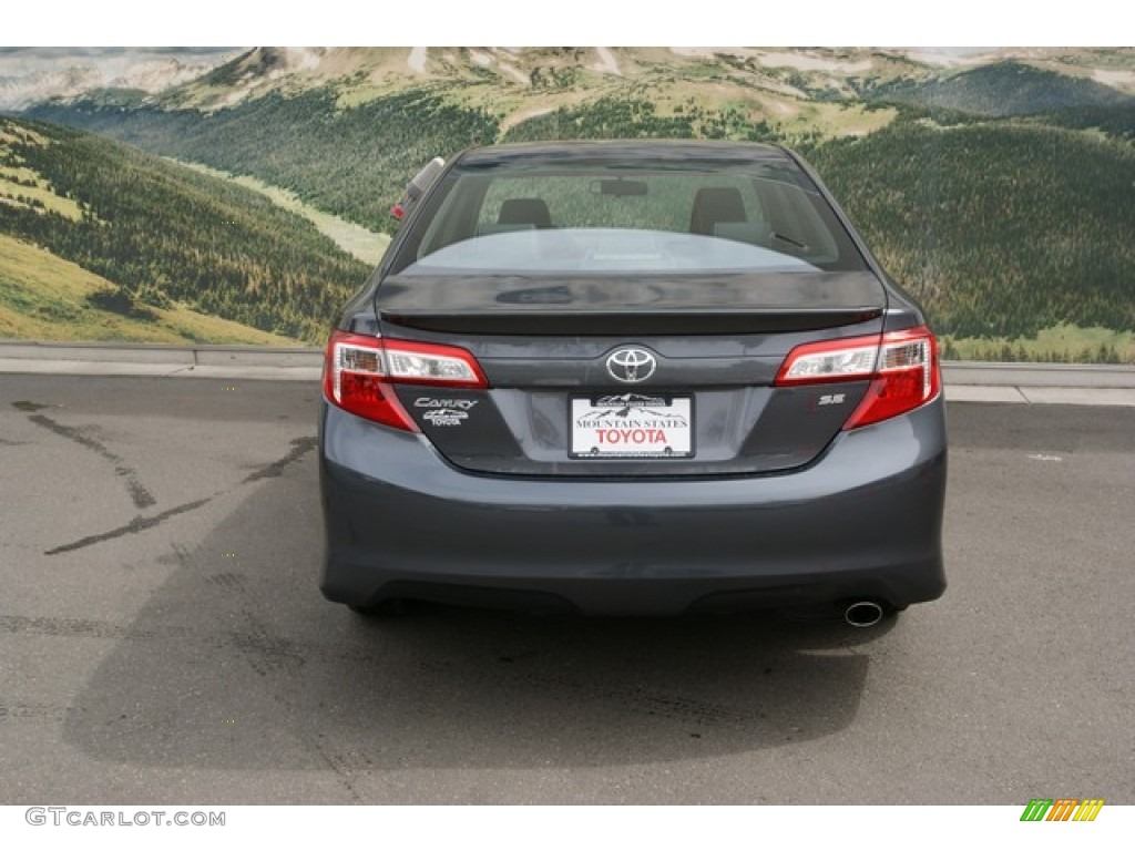 2013 Camry SE - Magnetic Gray Metallic / Black/Ash photo #4
