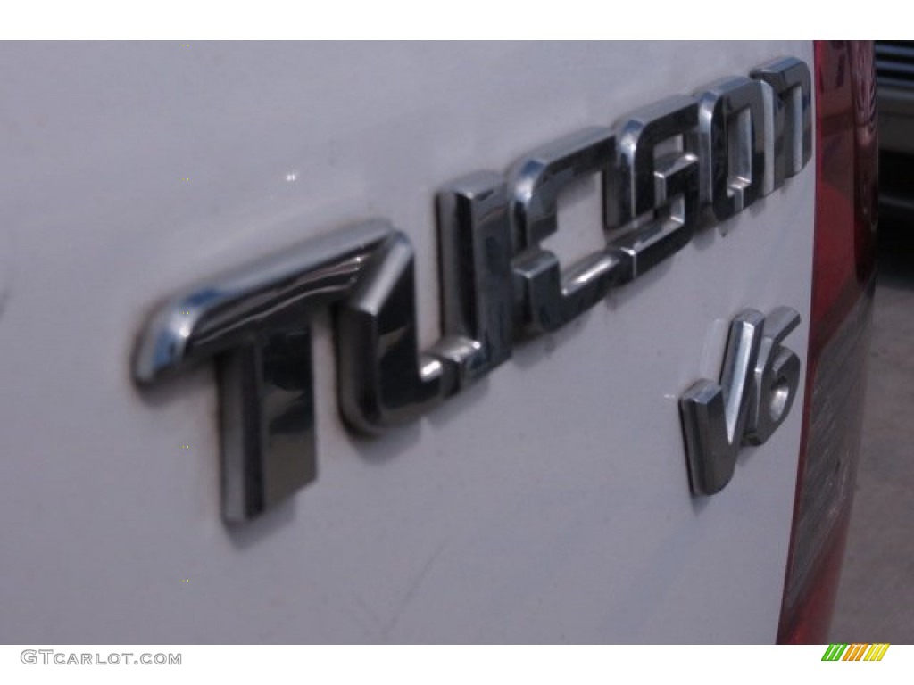 2007 Tucson SE - Stone White / Gray photo #8