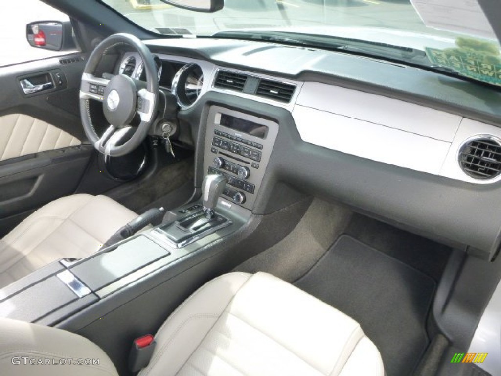 2013 Ford Mustang V6 Premium Convertible Stone Dashboard Photo #79443889