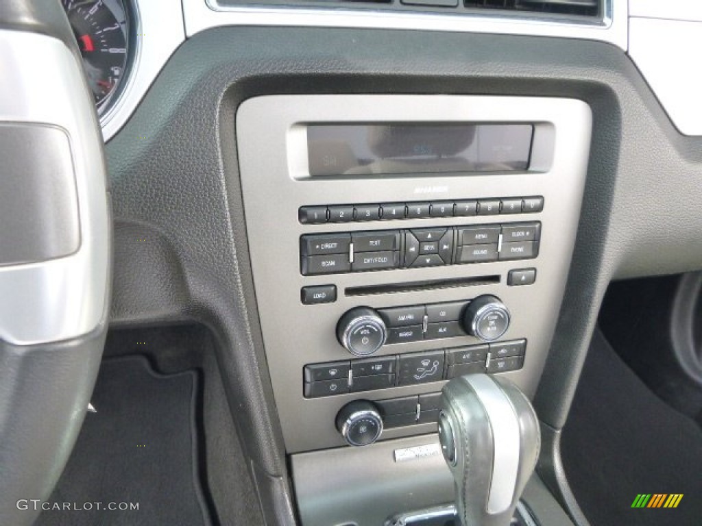 2013 Ford Mustang V6 Premium Convertible Controls Photo #79444078