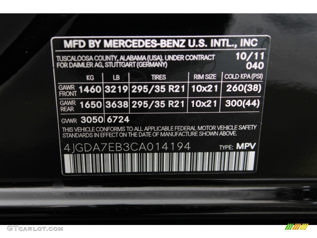 2012 ML 63 AMG 4Matic - Black / Black photo #32