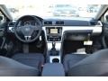 Black - Passat 2.5L SE Photo No. 5
