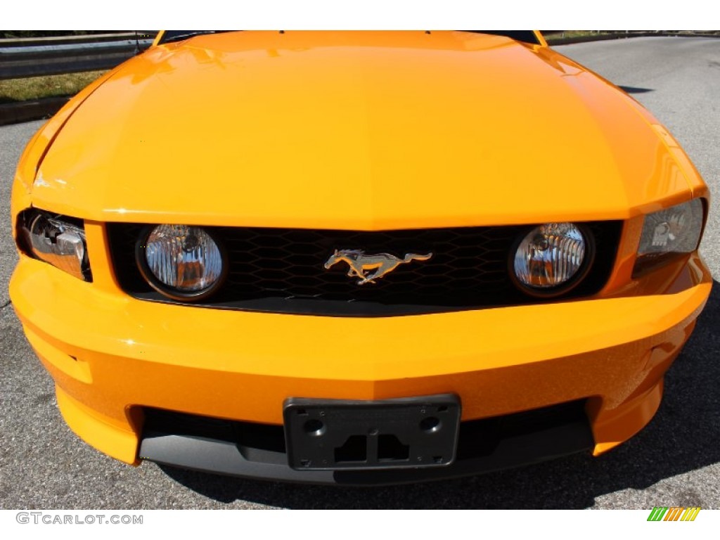 2008 Mustang GT/CS California Special Coupe - Grabber Orange / Dark Charcoal/Medium Parchment photo #30