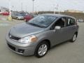 Magnetic Gray Metallic - Versa 1.8 S Hatchback Photo No. 5