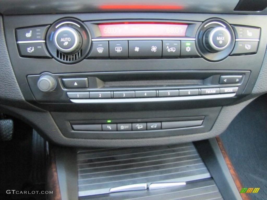 2011 BMW X5 xDrive 35i Controls Photo #79456727