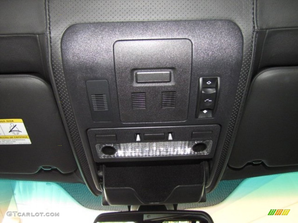2010 Land Rover Range Rover Supercharged Autobiography Controls Photo #79457288