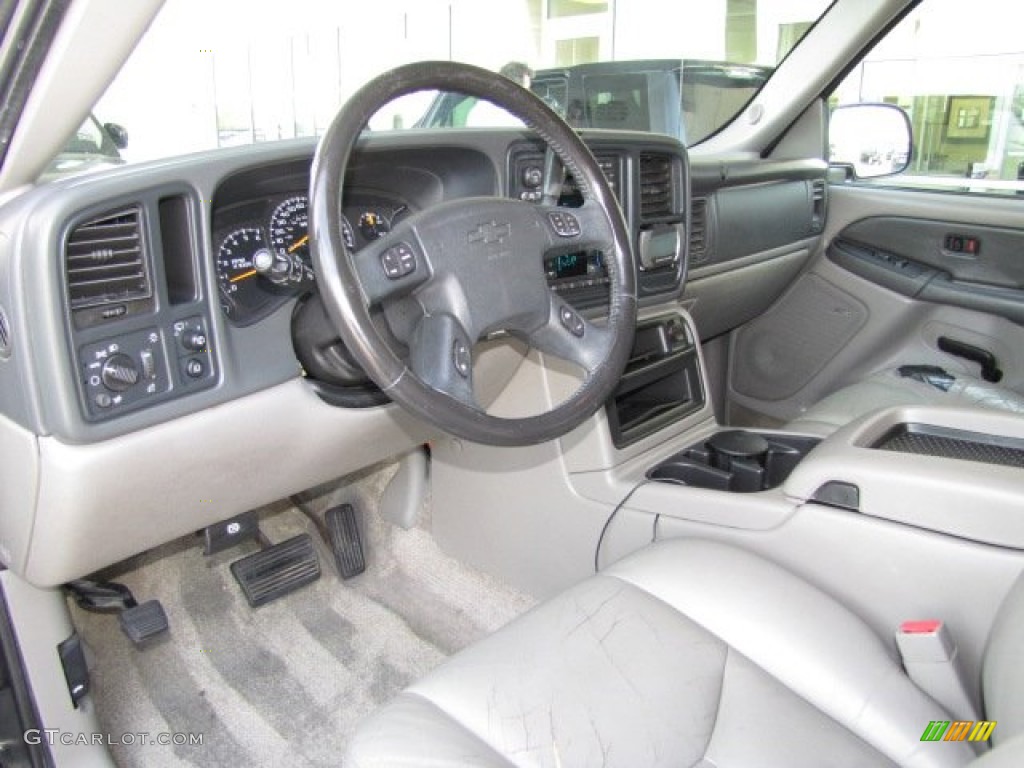 Tan/Neutral Interior 2003 Chevrolet Suburban 1500 LT Photo #79457537