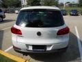 Candy White - Tiguan SE Photo No. 6