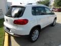 Candy White - Tiguan SE Photo No. 7
