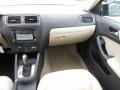 Black - Jetta SE Sedan Photo No. 15