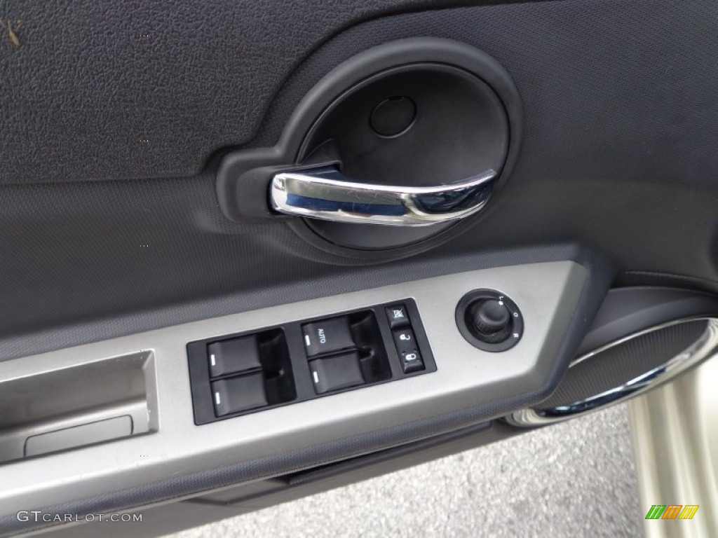 2010 Avenger R/T - White Gold / Dark Slate Gray photo #17
