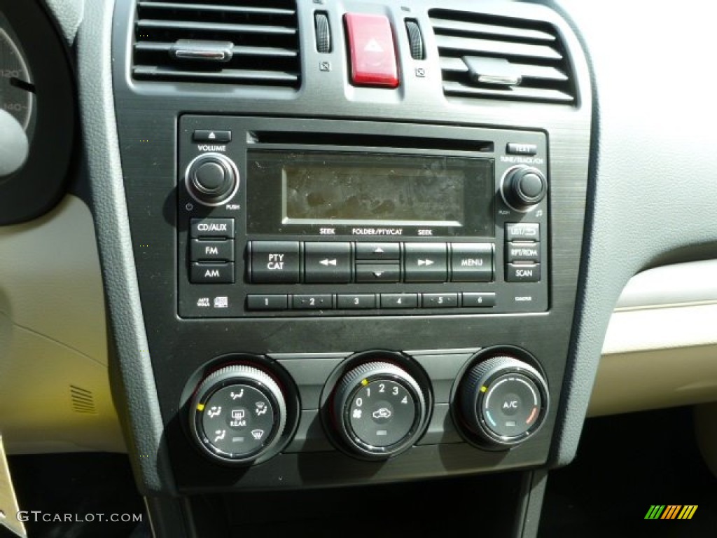 2013 XV Crosstrek 2.0 Premium - Venetian Red Pearl / Ivory photo #18