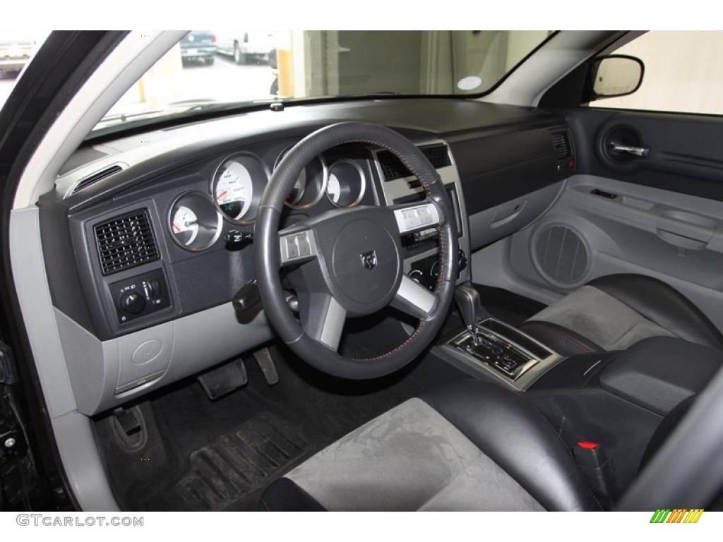 Dark Slate Gray/Light Slate Gray Interior 2006 Dodge Magnum SRT-8 Photo #79465457