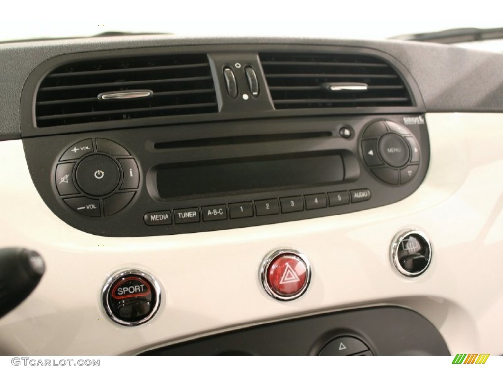 2012 Fiat 500 Pink Ribbon Limited Edition Audio System Photo #79466688