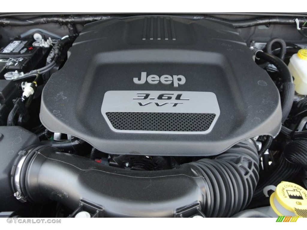 2013 Jeep Wrangler Unlimited Rubicon 10th Anniversary Edition 4x4 3.6 Liter DOHC 24-Valve VVT Pentastar V6 Engine Photo #79468208