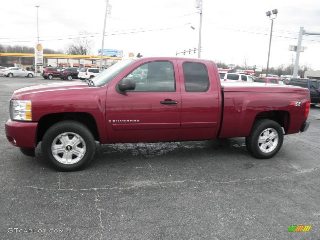 Sport Red Metallic 2007 Chevrolet Silverado 1500 LT Z71 Extended Cab 4x4 Exterior Photo #79471865