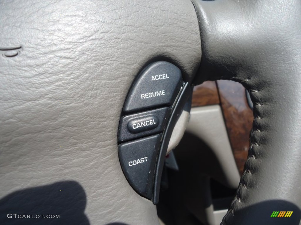 2005 Chrysler Sebring Limited Convertible Controls Photo #79474789