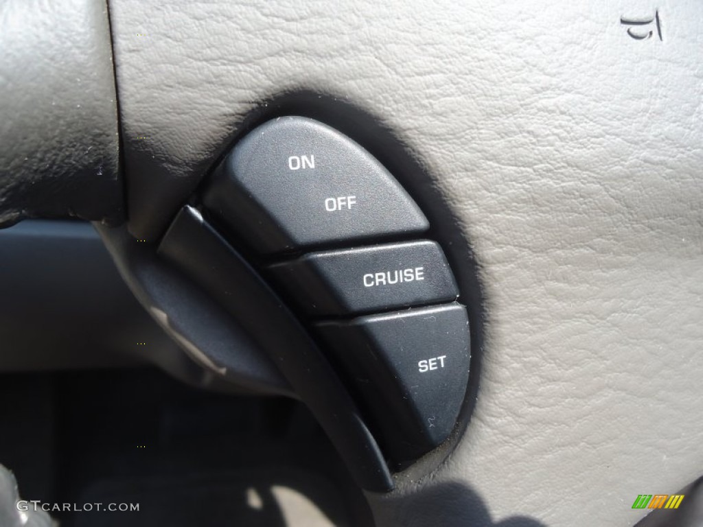 2005 Chrysler Sebring Limited Convertible Controls Photos