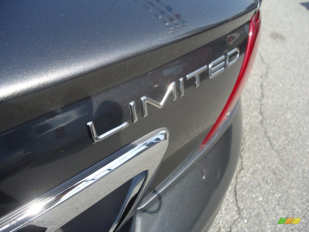 2005 Chrysler Sebring Limited Convertible Marks and Logos Photo #79474919
