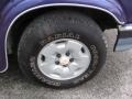 1994 Chevrolet S10 LS Extended Cab 4x4 Wheel and Tire Photo