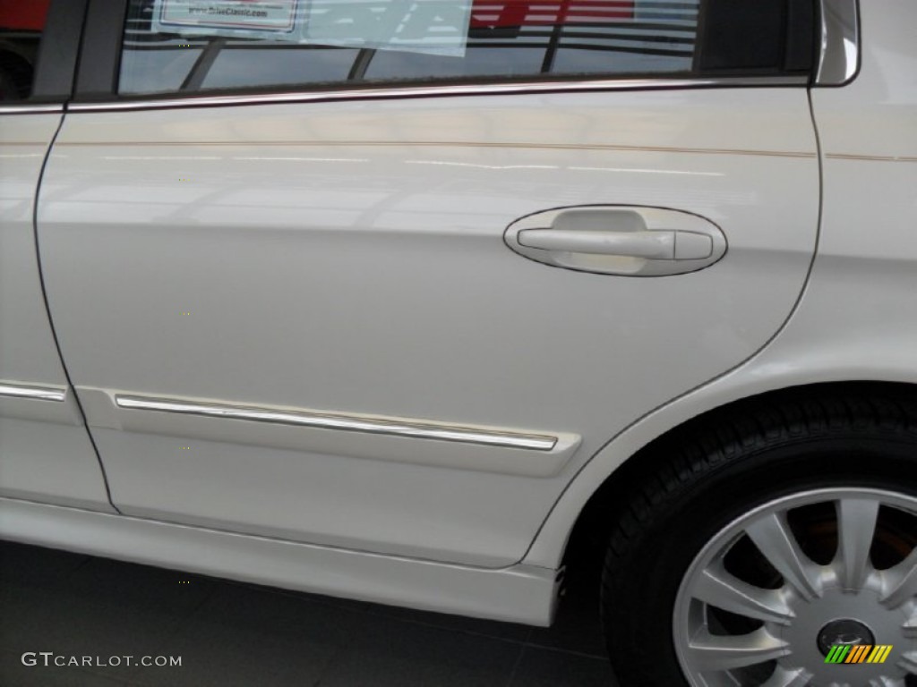 2003 Sonata GLS V6 - Noble White / Beige photo #6
