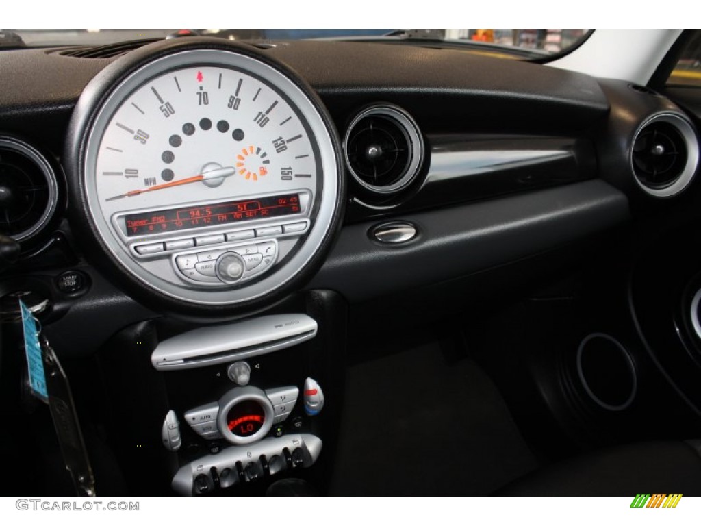 2007 Cooper Hardtop - Nightfire Red Metallic / Grey/Carbon Black photo #15