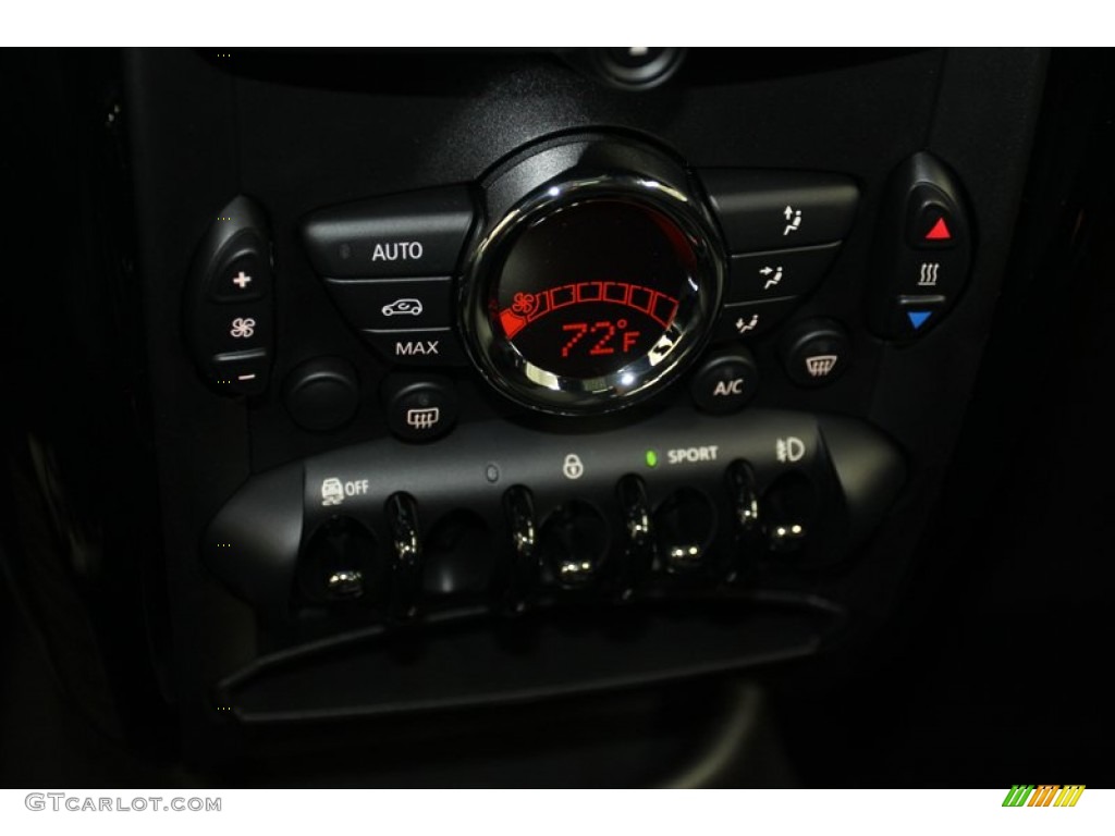 2013 Cooper S Countryman ALL4 AWD - Absolute Black / Carbon Black photo #18