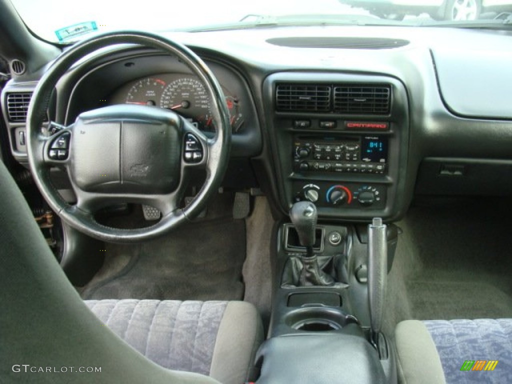 2001 Chevrolet Camaro SS Coupe Dashboard Photos