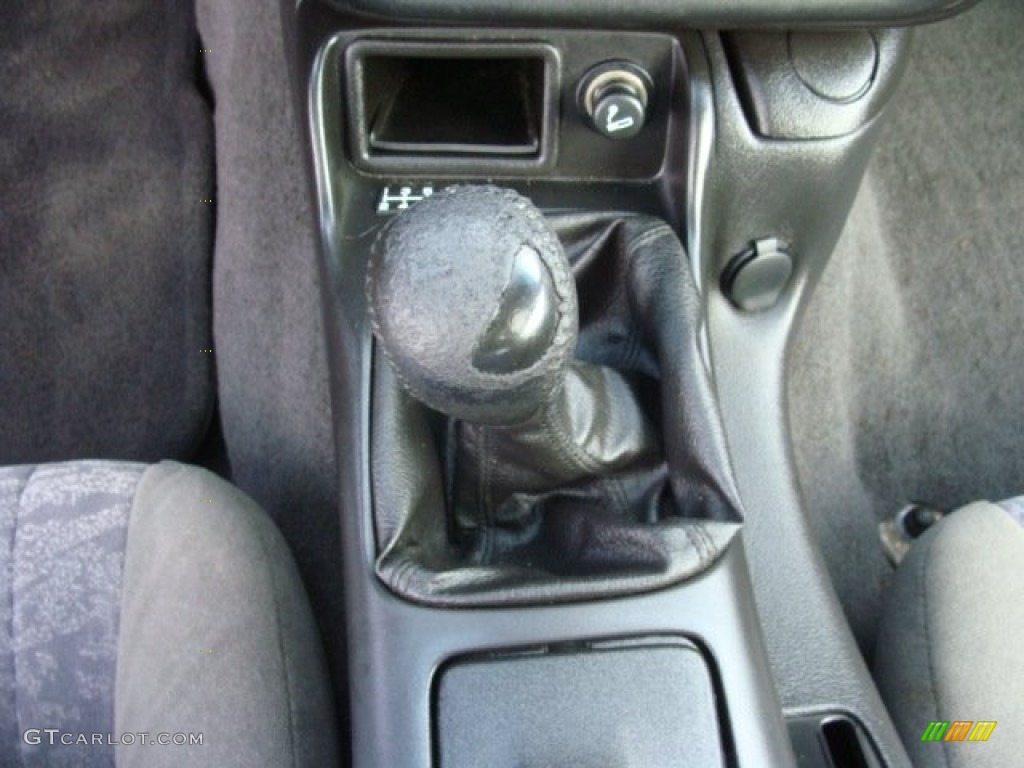 2001 Chevrolet Camaro SS Coupe Transmission Photos