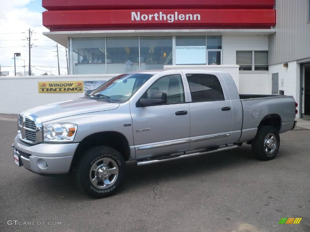 2008 Ram 1500 Laramie Mega Cab 4x4 - Bright Silver Metallic / Medium Slate Gray photo #1