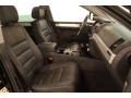 Black Uni - Touareg 2 VR6 Photo No. 11