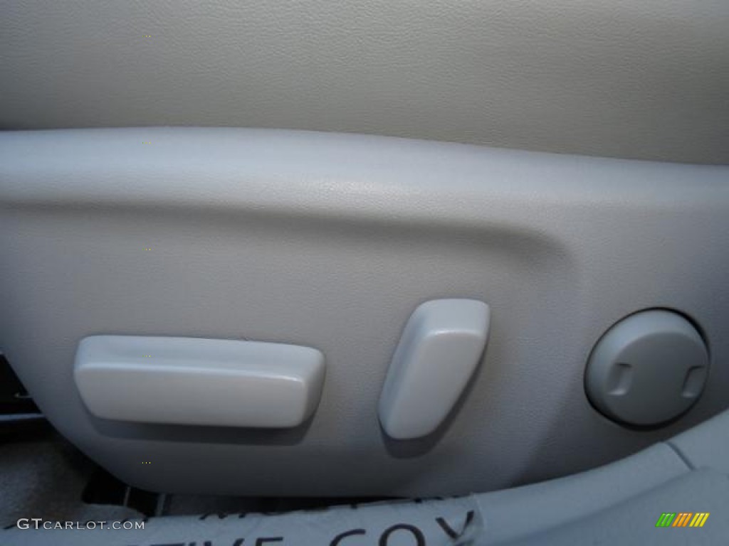 2013 Camry XLE - Cosmic Gray Metallic / Ash photo #9