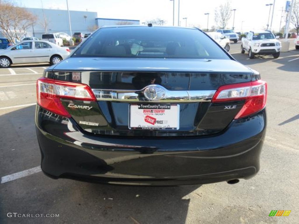 2013 Camry XLE - Cosmic Gray Metallic / Ash photo #19