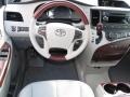 2013 Blizzard White Pearl Toyota Sienna XLE  photo #5