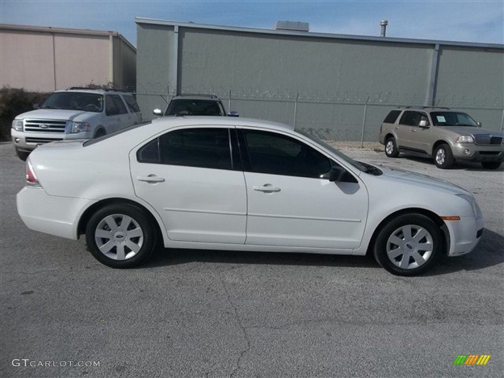 2008 Fusion S - White Suede / Camel photo #2