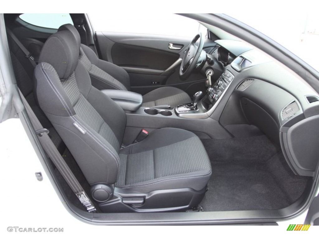 Black Cloth Interior 2011 Hyundai Genesis Coupe 2.0T Photo #79493682