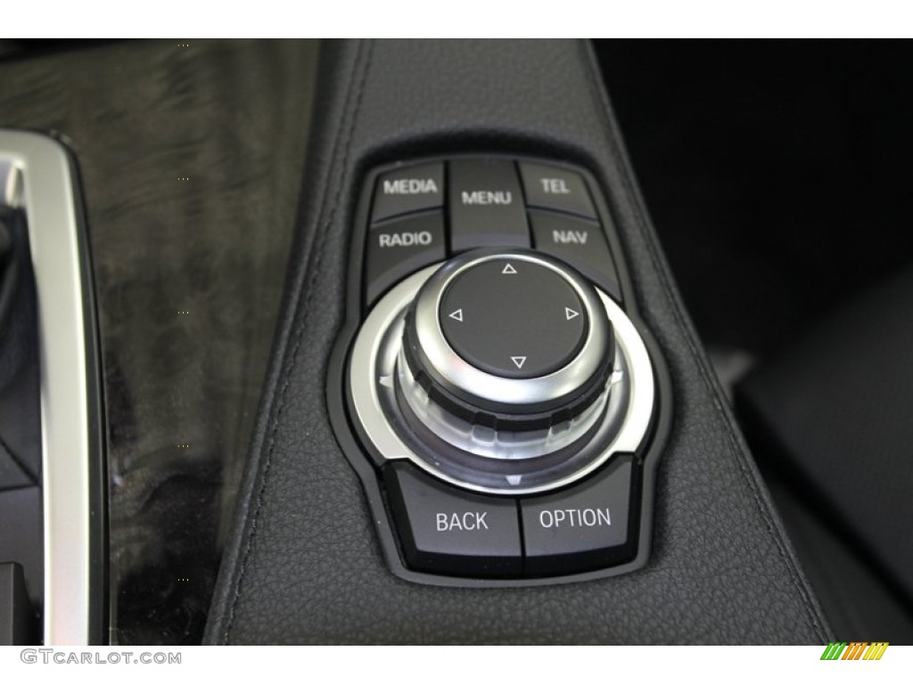 2013 BMW 6 Series 640i Coupe Controls Photos