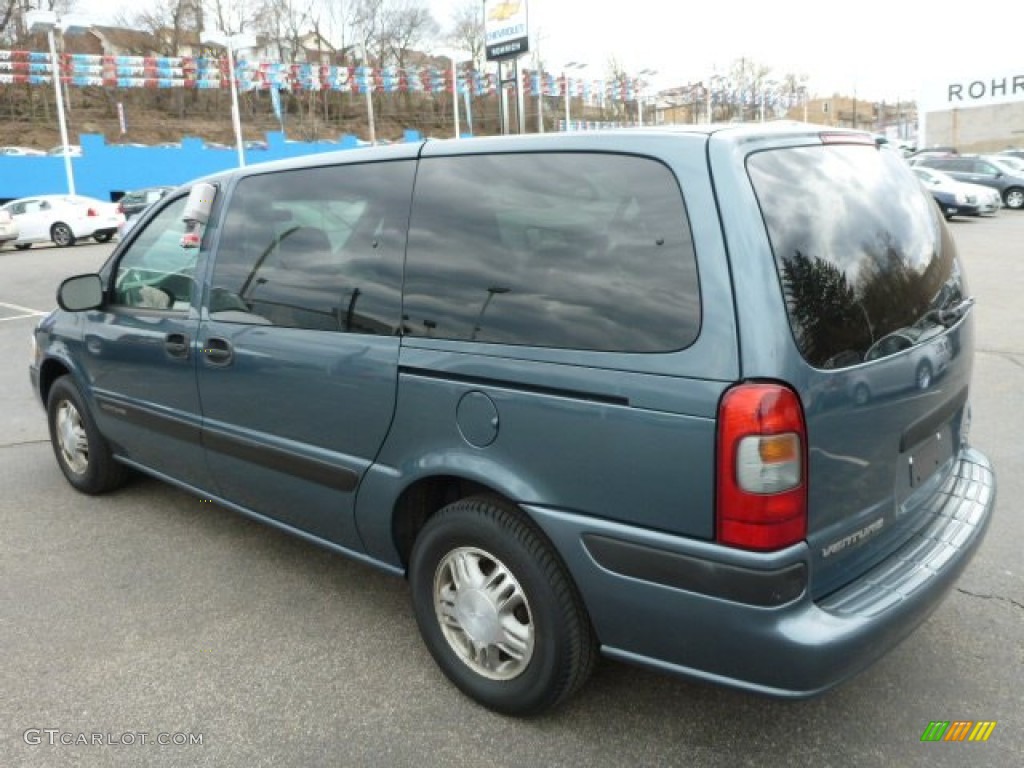 2004 Venture LS - Blue Granite Metallic / Medium Gray photo #13