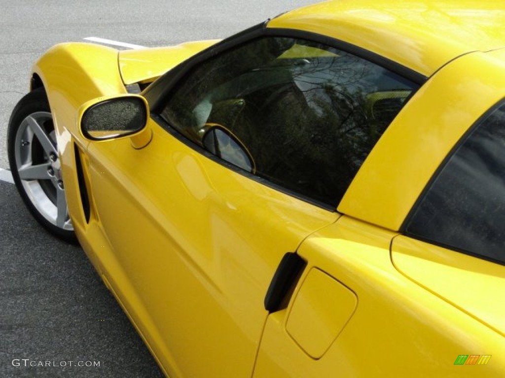 2005 Corvette Coupe - Millenium Yellow / Ebony photo #27