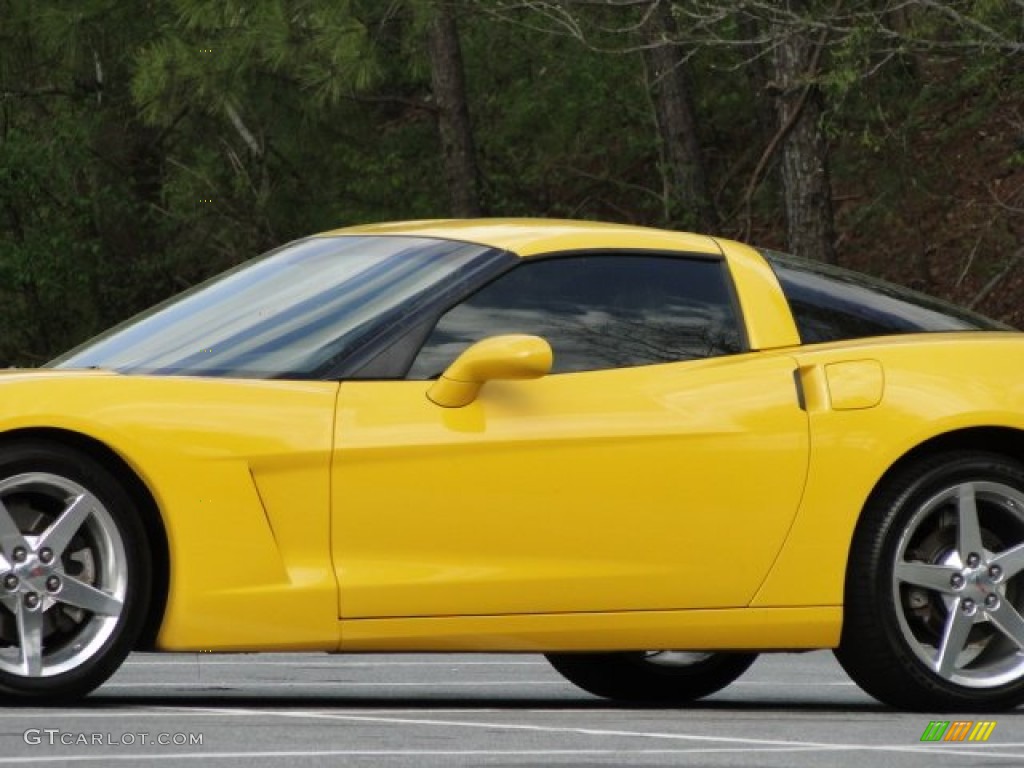 2005 Corvette Coupe - Millenium Yellow / Ebony photo #34