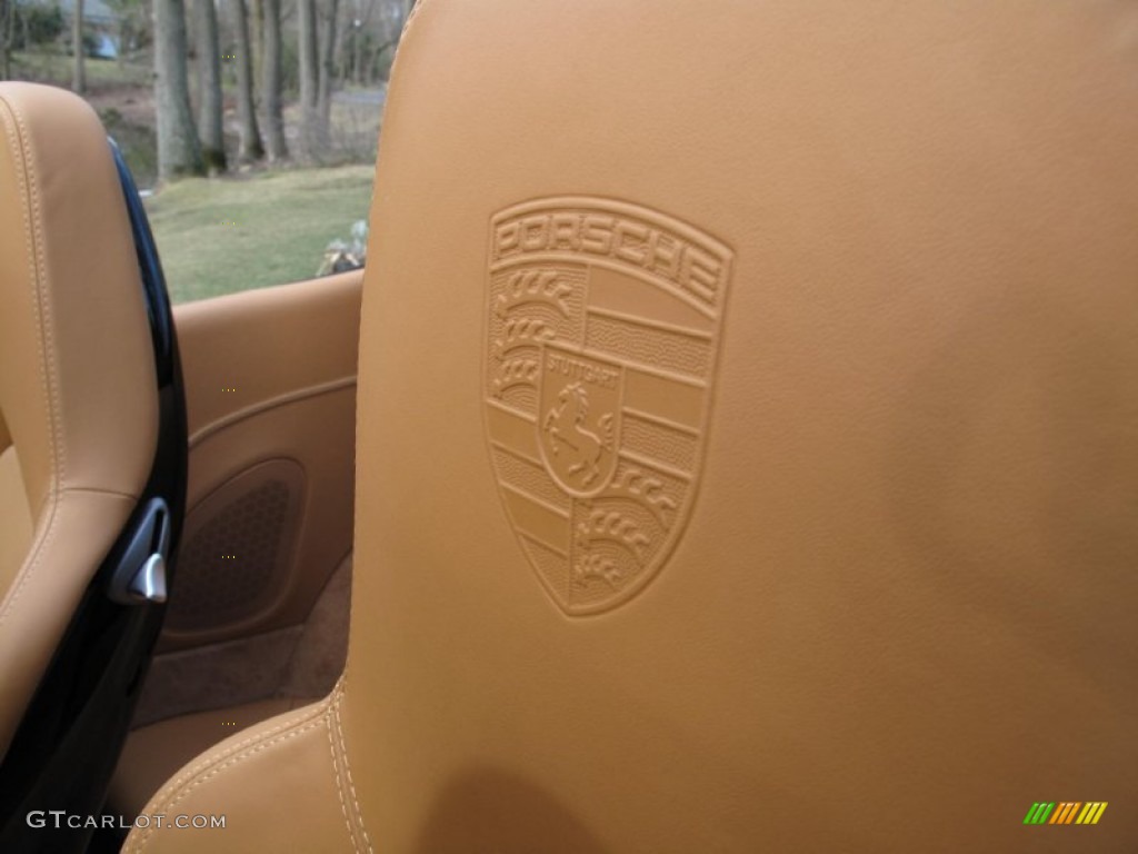 2011 Porsche 911 Carrera GTS Cabriolet Marks and Logos Photos
