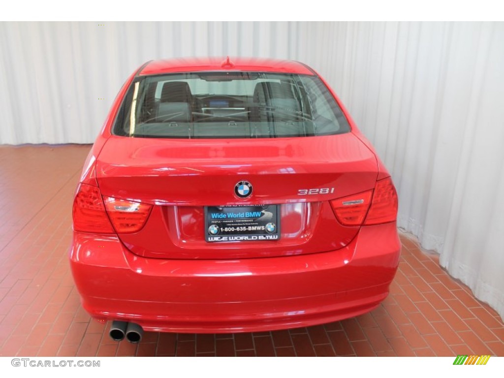 2011 3 Series 328i xDrive Sedan - Crimson Red / Black photo #5