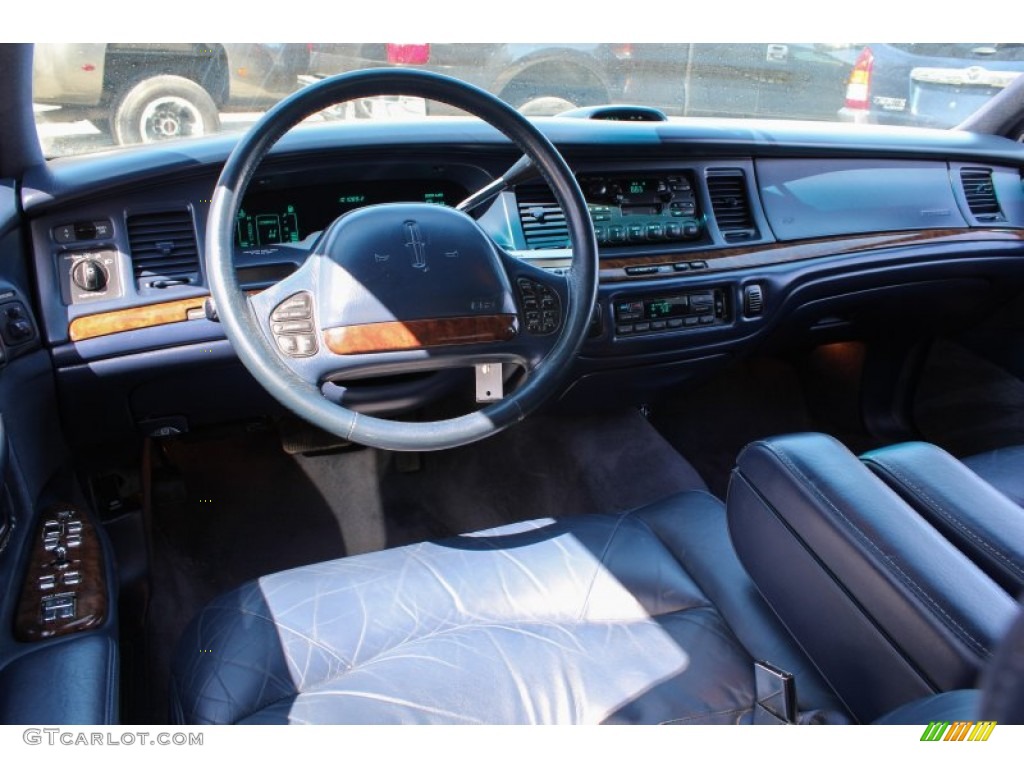 Blue Interior 1996 Lincoln Town Car Signature Photo #79498634